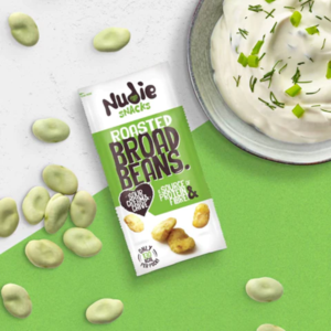 UK NUDIE SNACKS Roasted Broad beans Sour Cream & Chive 30g*